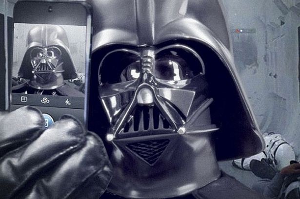 Darth-Vader-selfie